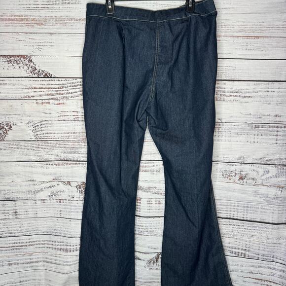 Boston Proper Flare Jeans Size 14 / Dark Wash Stretch Bootcut Pants - Picture 3 of 6
